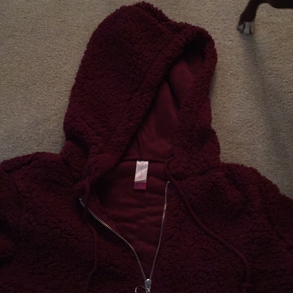 Sherpa pull over - Picture 2 of 4